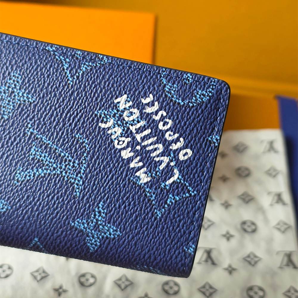 LV Pocket Organizer