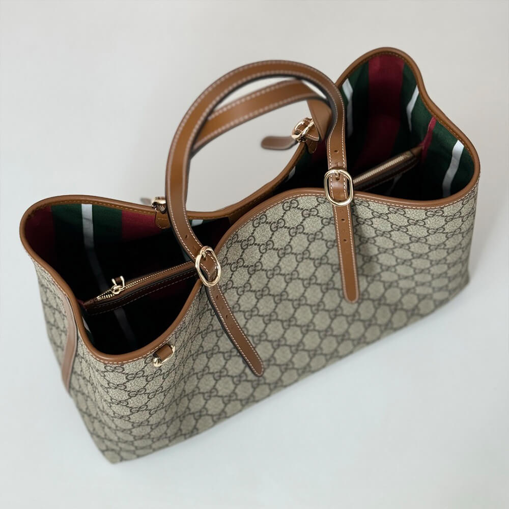 GG Emblem large tote bag