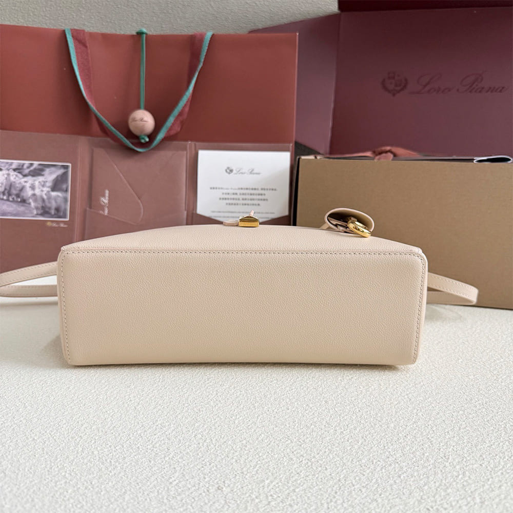 L0r0 P1ana Extra Bag L27(High-end Grade)