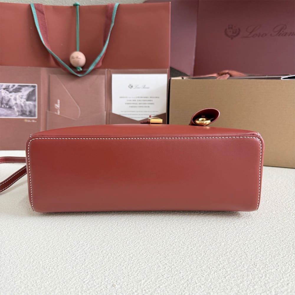 L0r0 P1ana Extra Bag L27(High-end Grade)