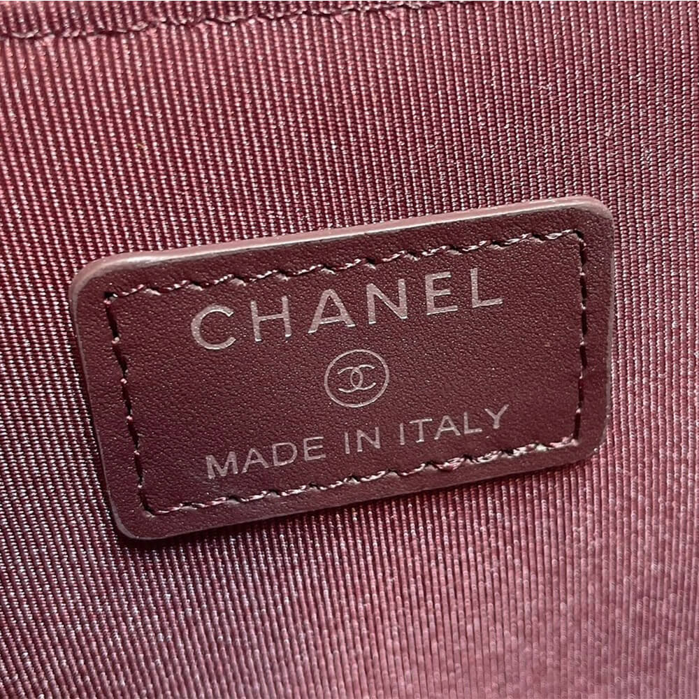 Ch**el Classic Zipped Card Holder