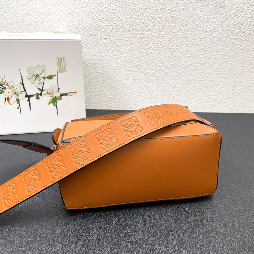 L0ew* Small Puzzle Bag