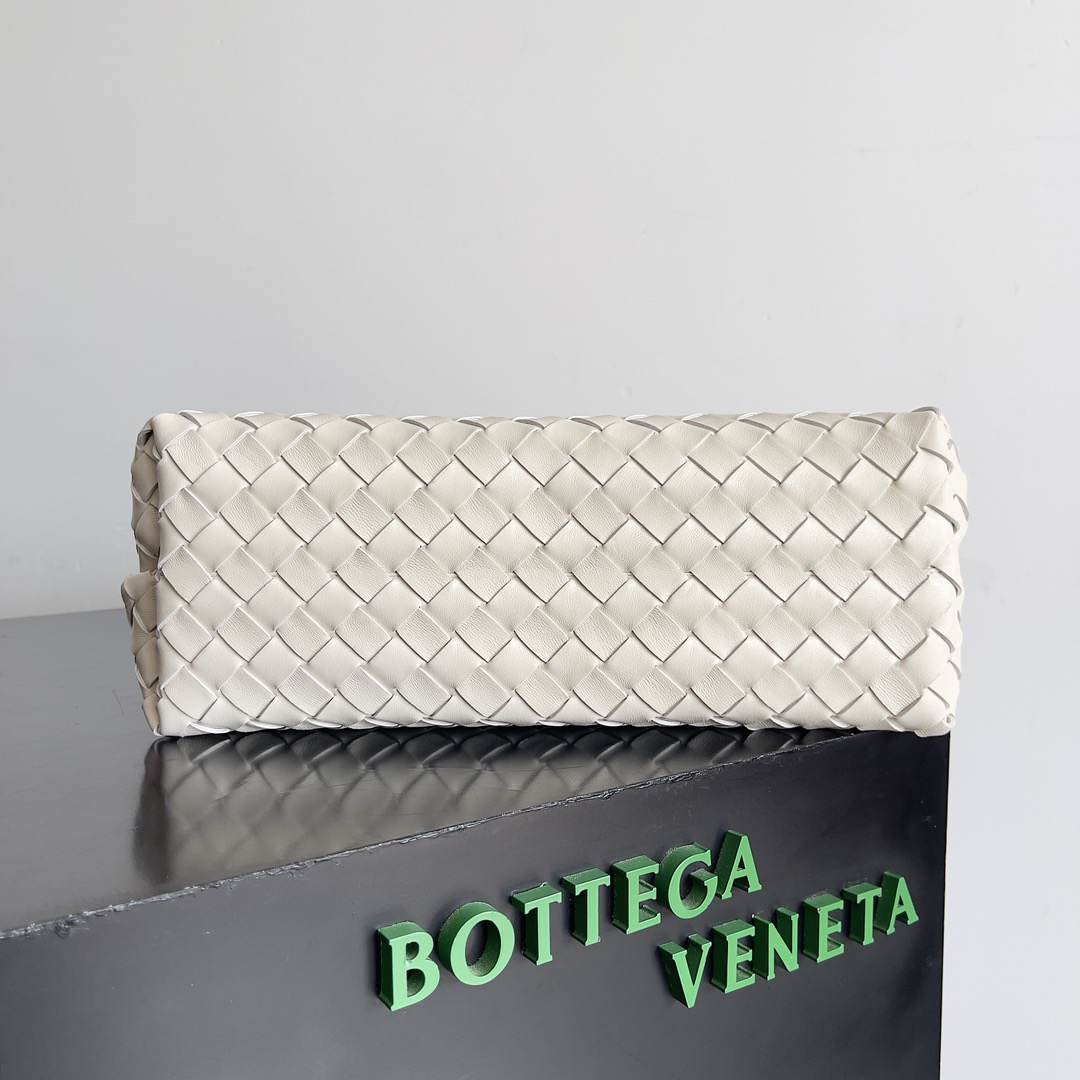 B0tt*ga Ven*ta Medium Andiamo(HIGH-END GRADE)
