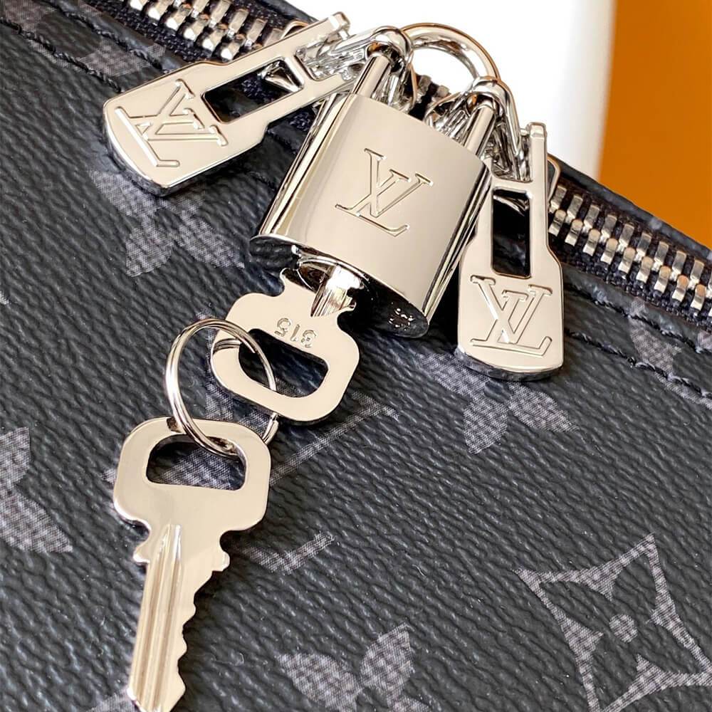 LV Keepall Bandoulière 50