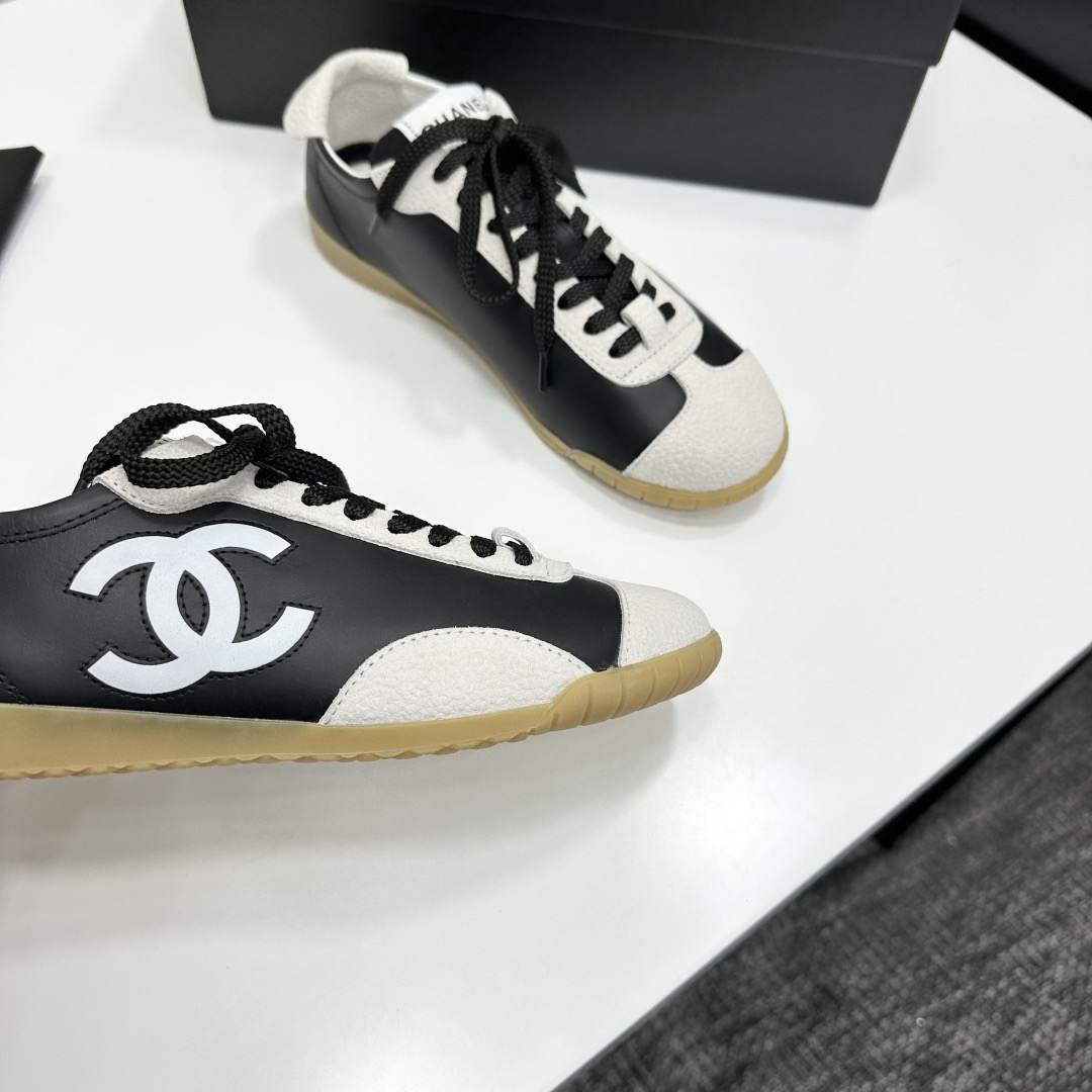 Ch**el Sneakers