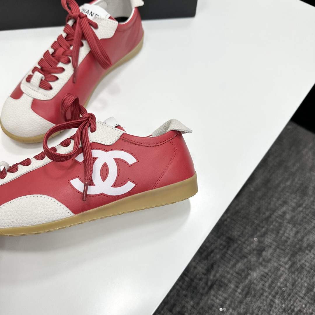Ch**el Sneakers