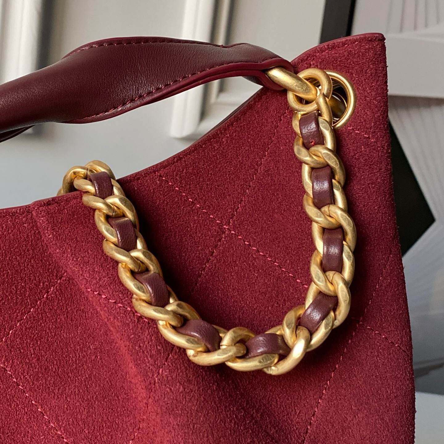 Ch**el Large Hobo Bag(HIGH-END GRADE)
