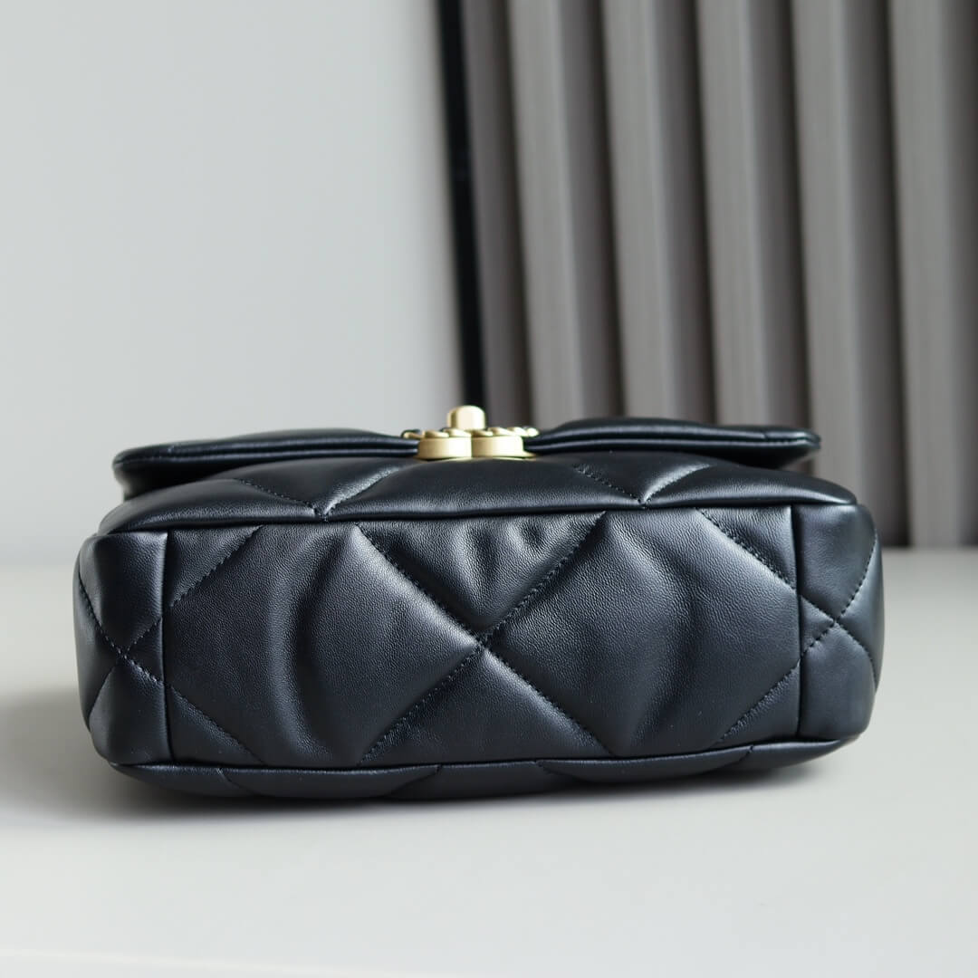 Ch**el 19 small Handbag(high-end grade)