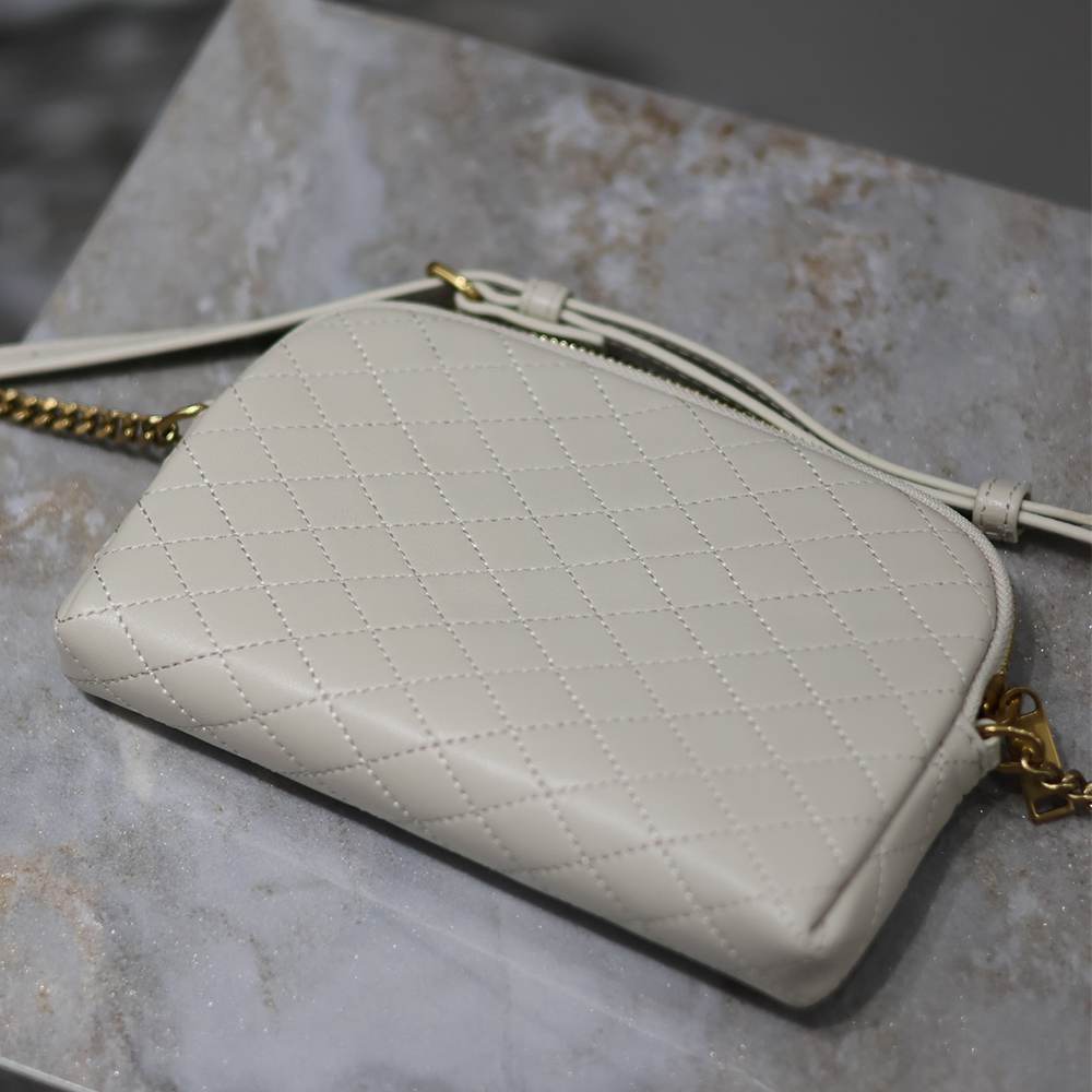 Y51 GABY ZIPPERED POUCH IN LAMBSKIN
