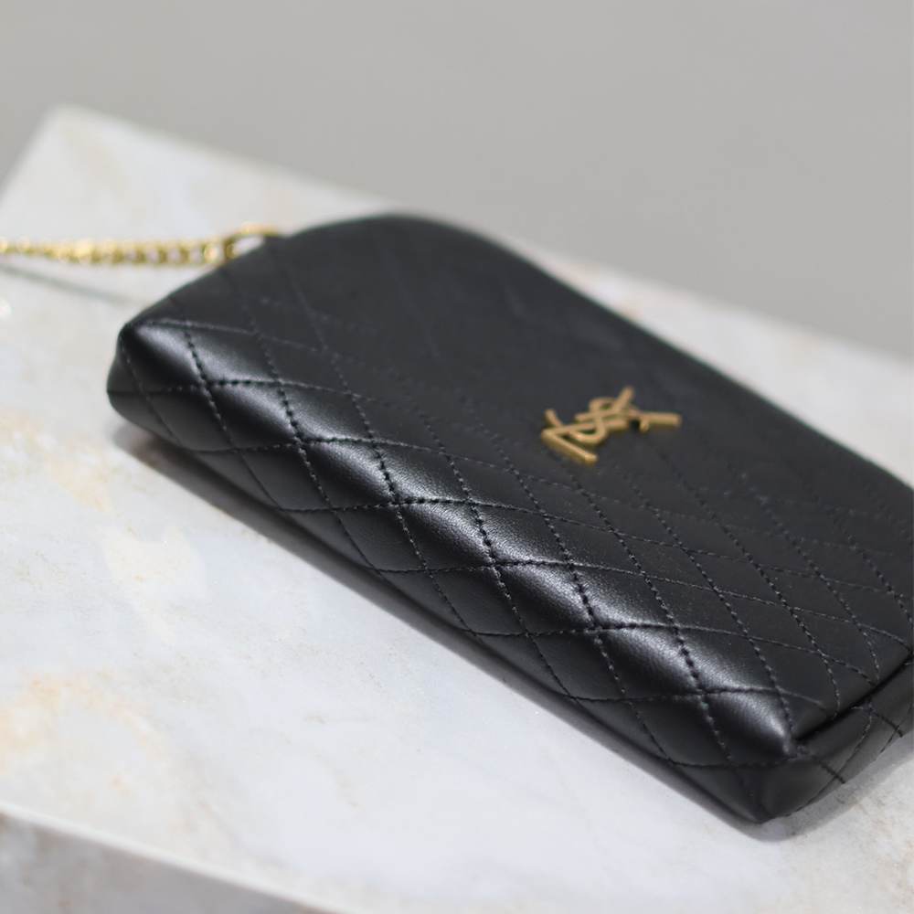 Y51 GABY ZIPPERED POUCH IN LAMBSKIN