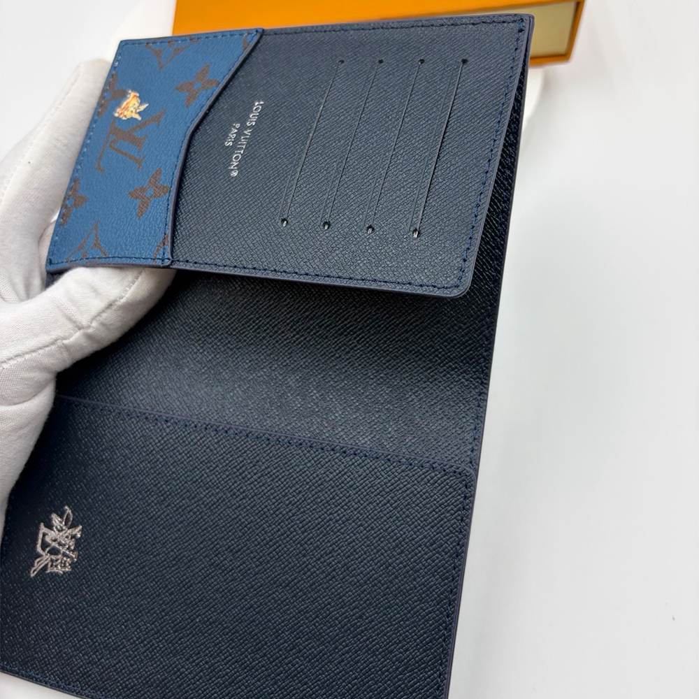 LV Passport Cover