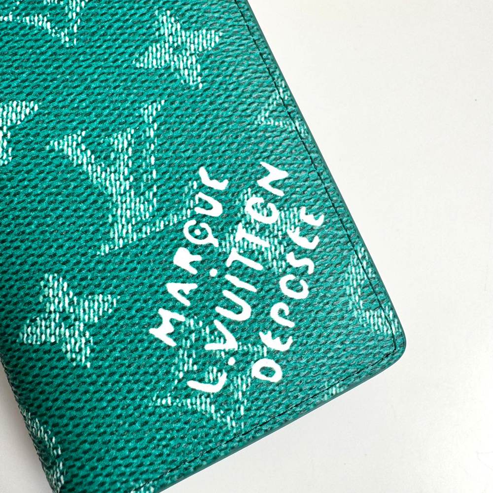 LV Pocket Organizer