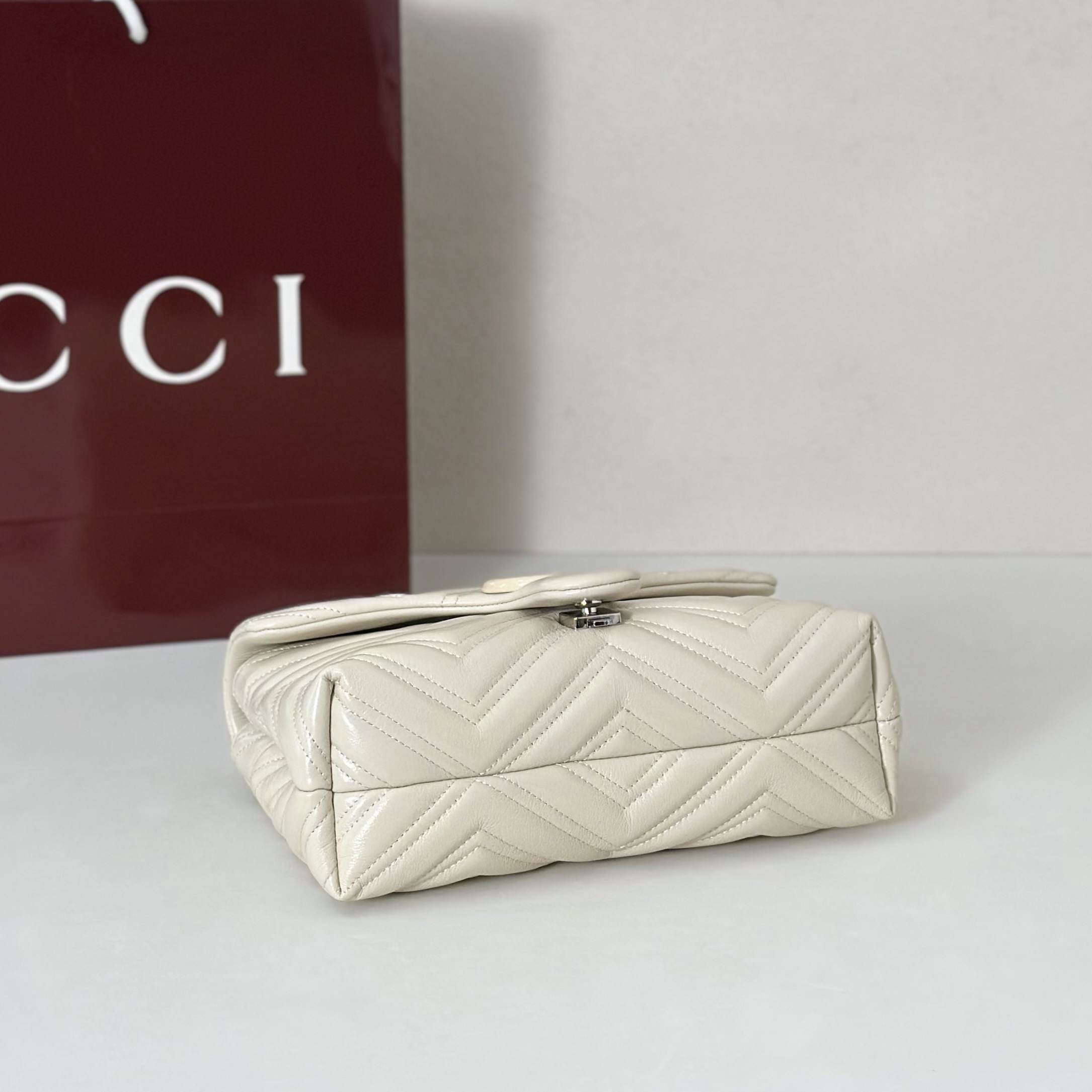 GG Marmont small shoulder bag