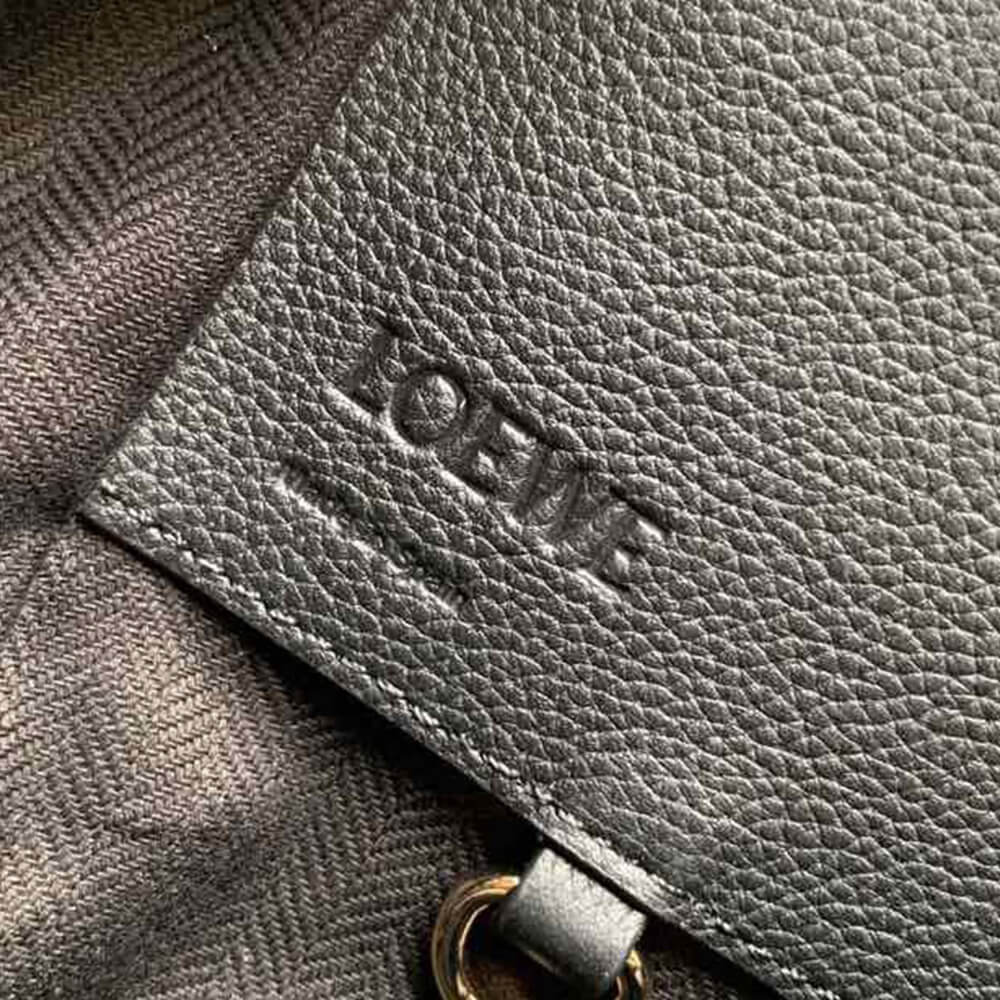 L0ew* Small Hammock bag in soft grained calfskin