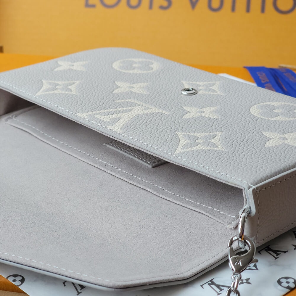 LV Pochette F??licie