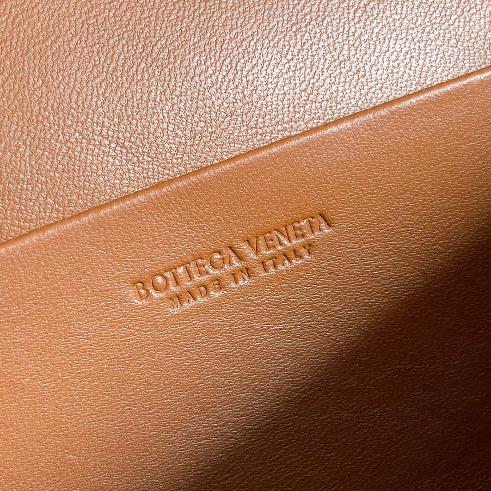 B0tt*ga Ven*ta Bang Bang Vanity Case(high-end grade)