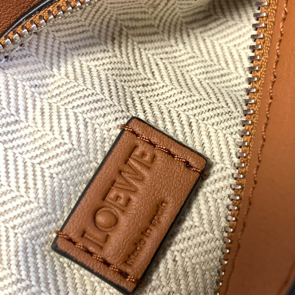 L0ew* Mini Puzzle bag