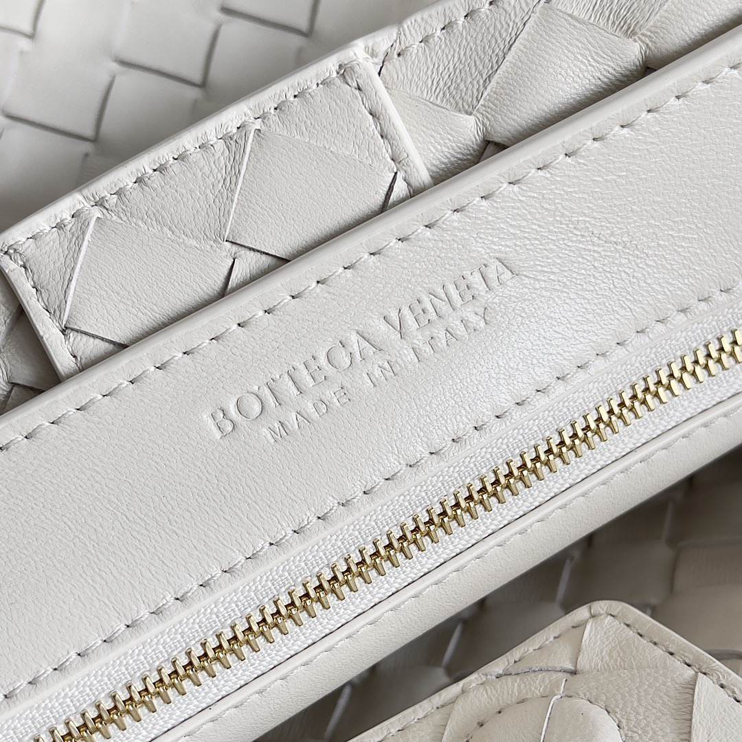 B0tt*ga Ven*ta Medium Andiamo(HIGH-END GRADE)