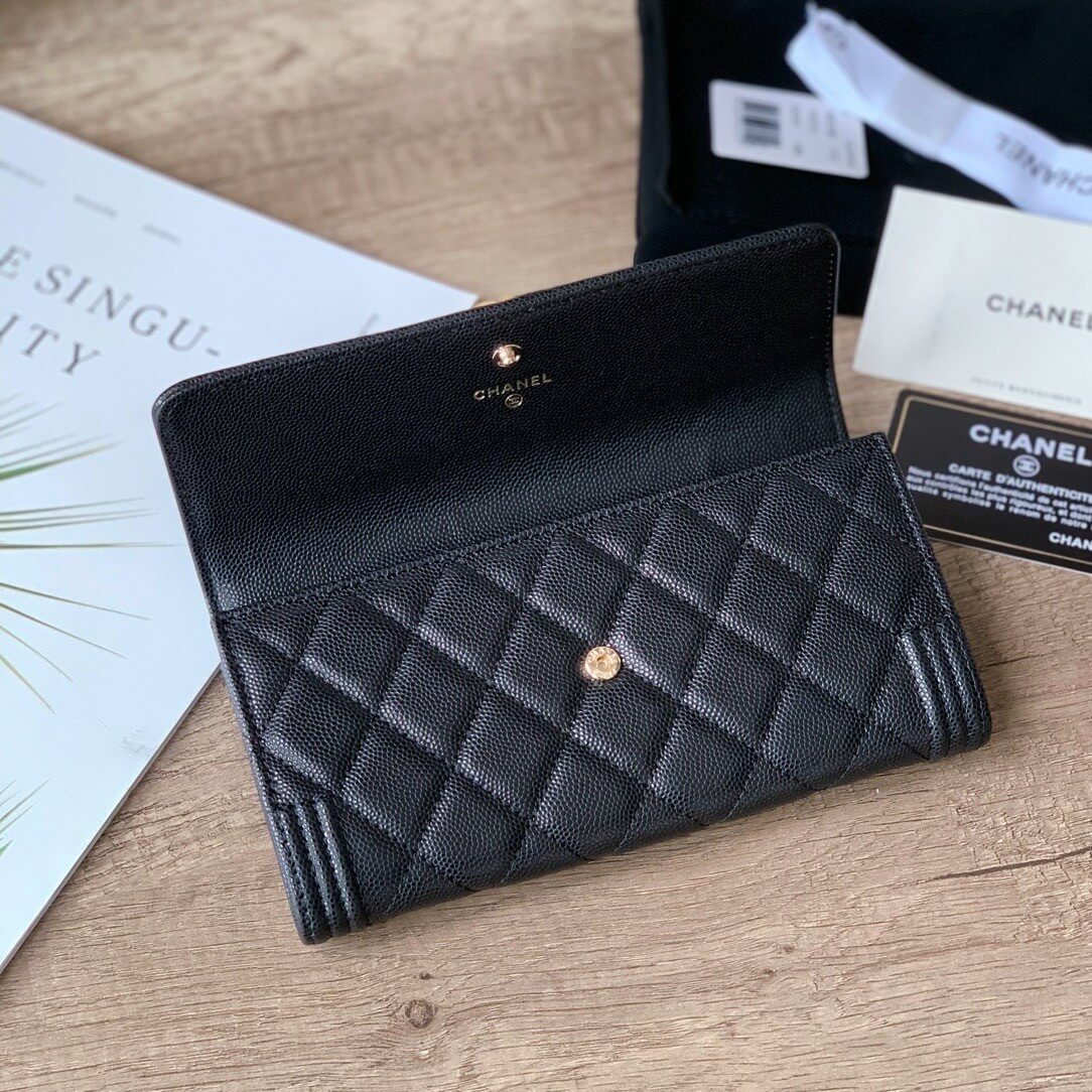 Ch**el classic long wallet