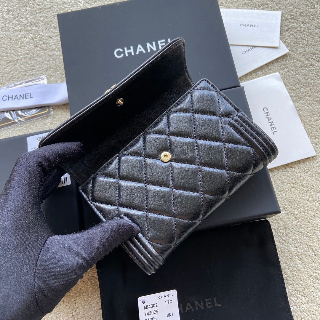 Ch**el boy long wallet