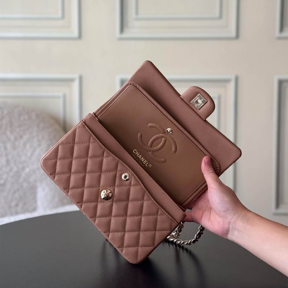 Ch**el SMALL CLASSIC HANDBAG