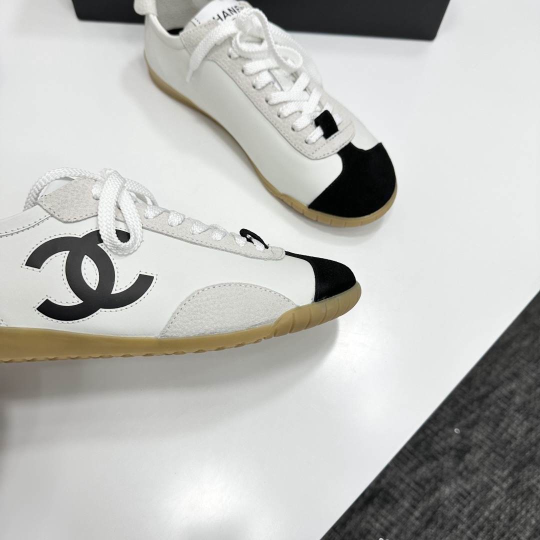 Ch**el Sneakers
