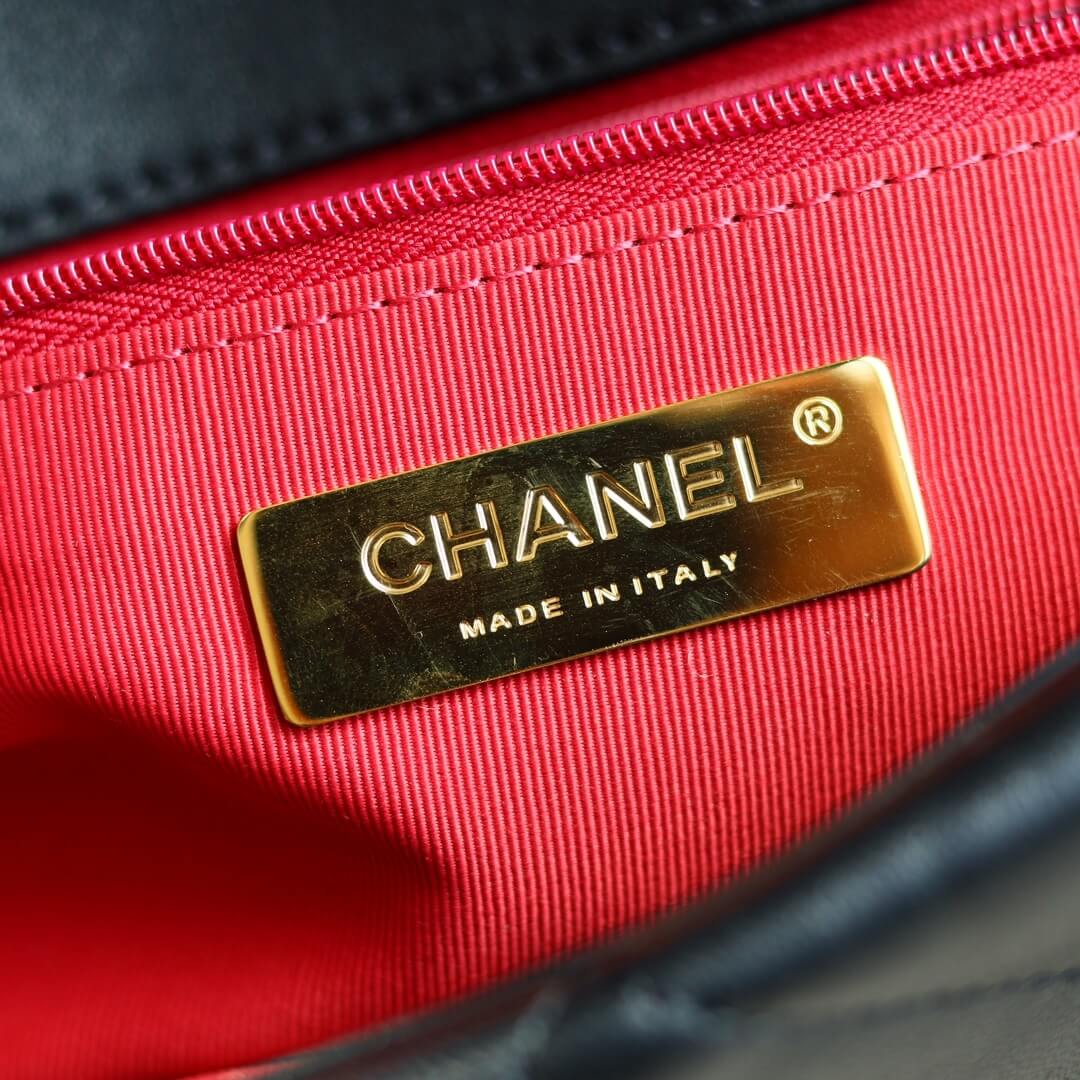 Ch**el 19 small Handbag(high-end grade)