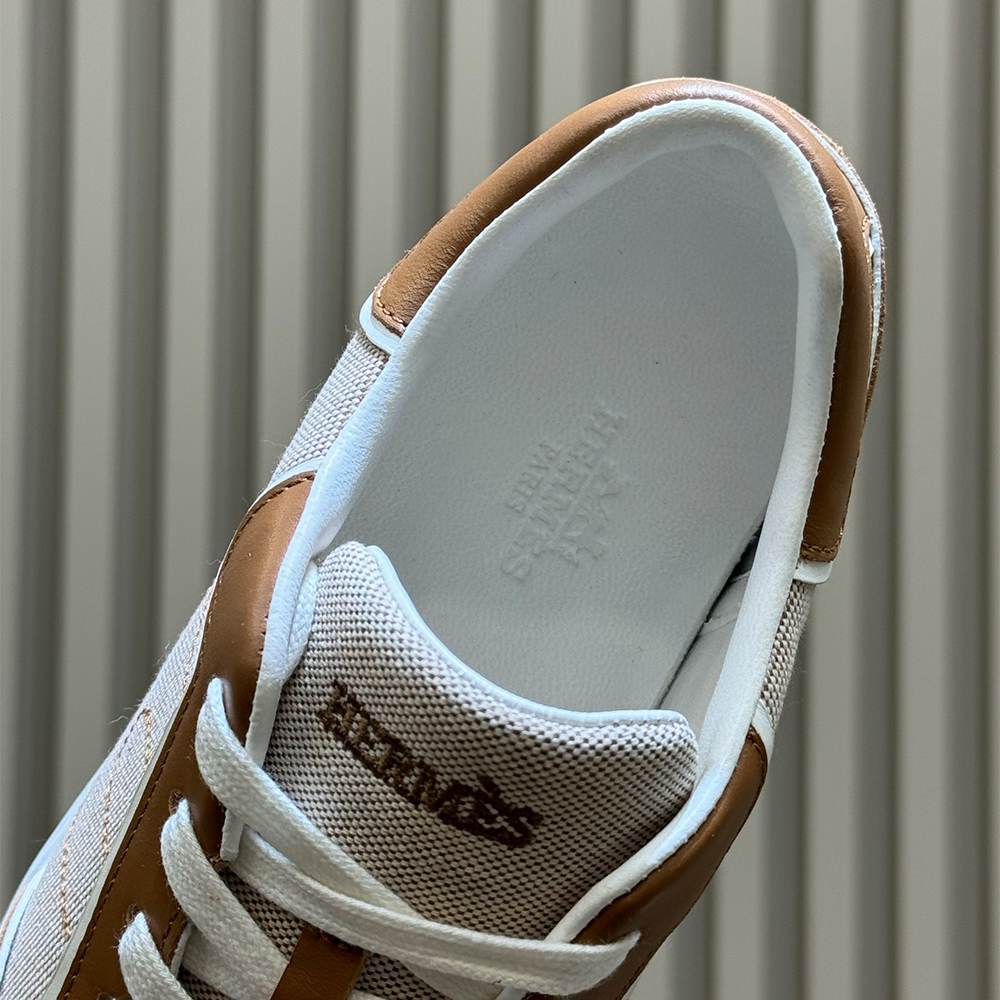 H**me5 Match sneaker