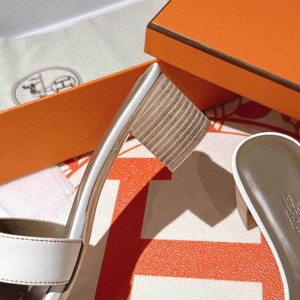 H**me5 Oasis sandal