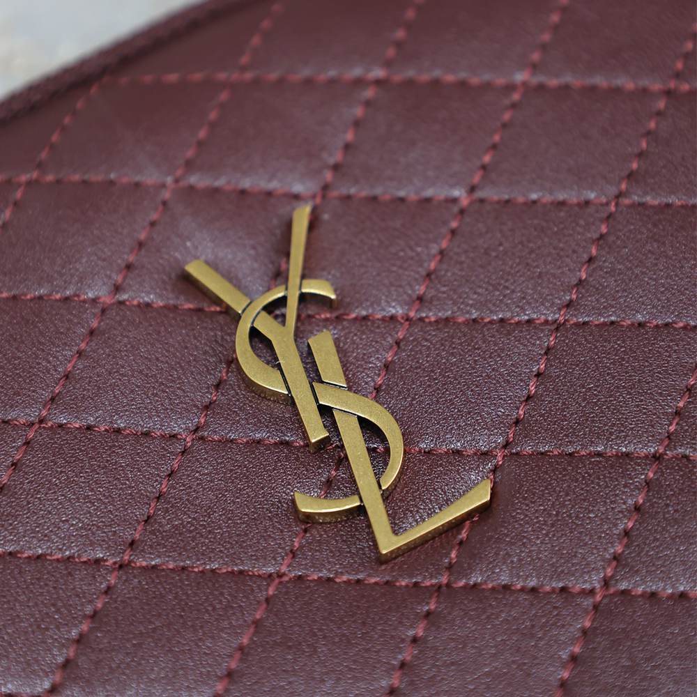 Y51 GABY ZIPPERED POUCH IN LAMBSKIN