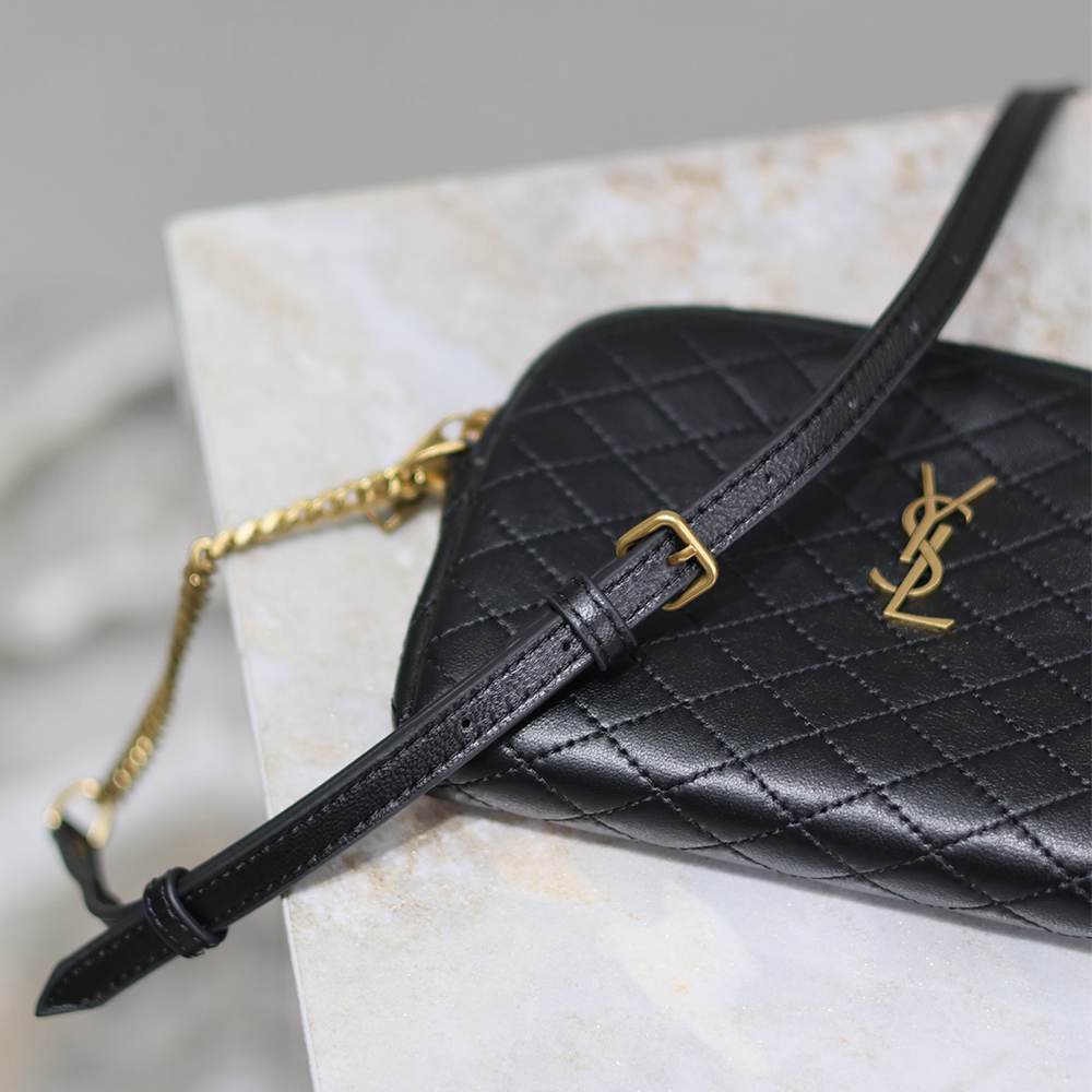Y51 GABY ZIPPERED POUCH IN LAMBSKIN