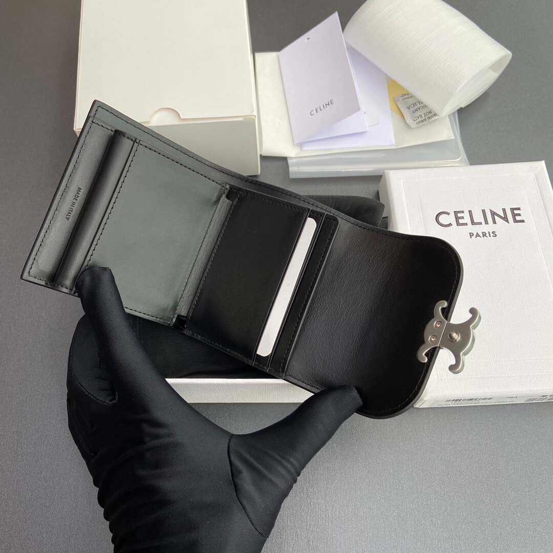 Ce1i*e Small Flap Wallet TRIOMPHE IN Shiny Smooth Lambskin
