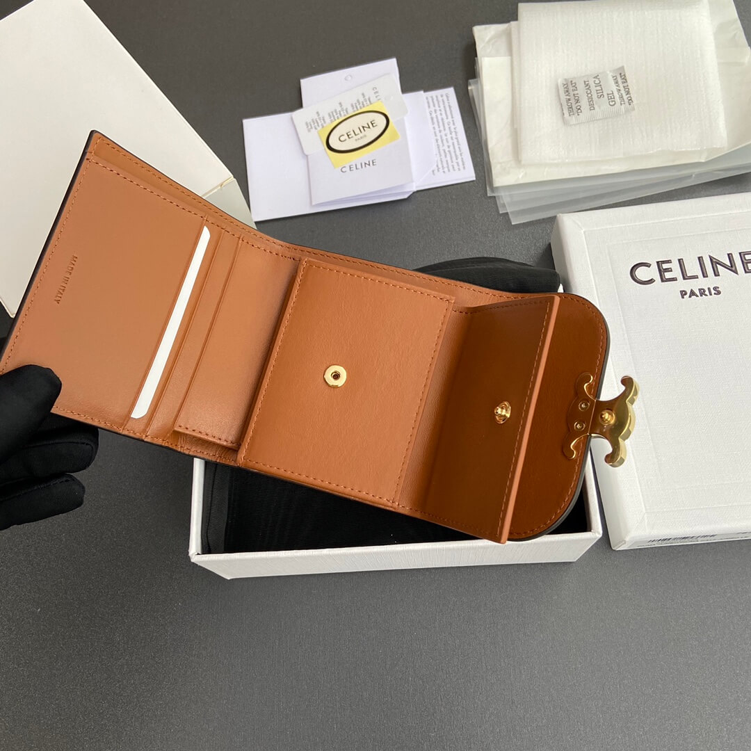 Ce1i*e Small Flap Wallet TRIOMPHE IN Shiny Smooth Lambskin