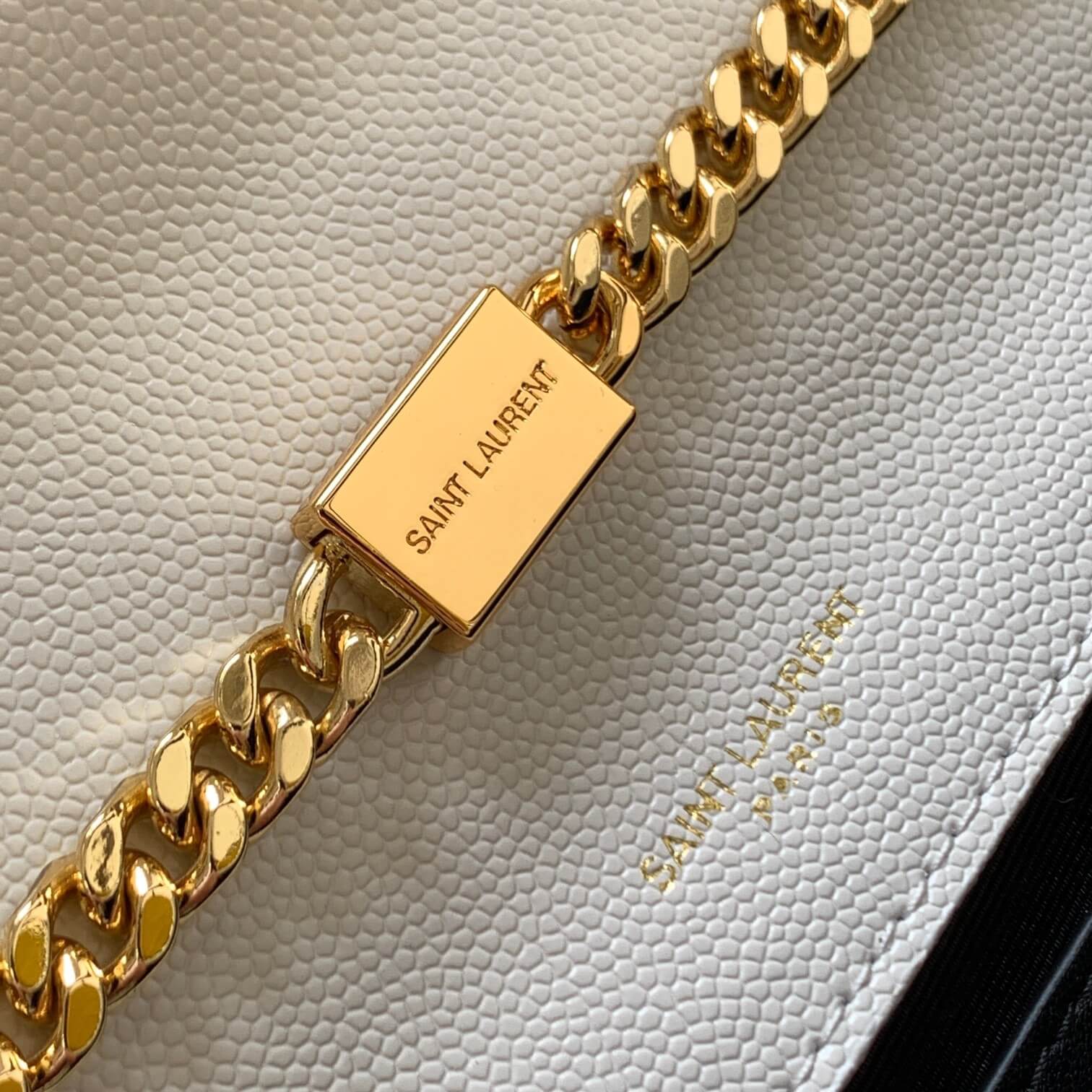 Y51 KATE SMALL SHOULDER BAG