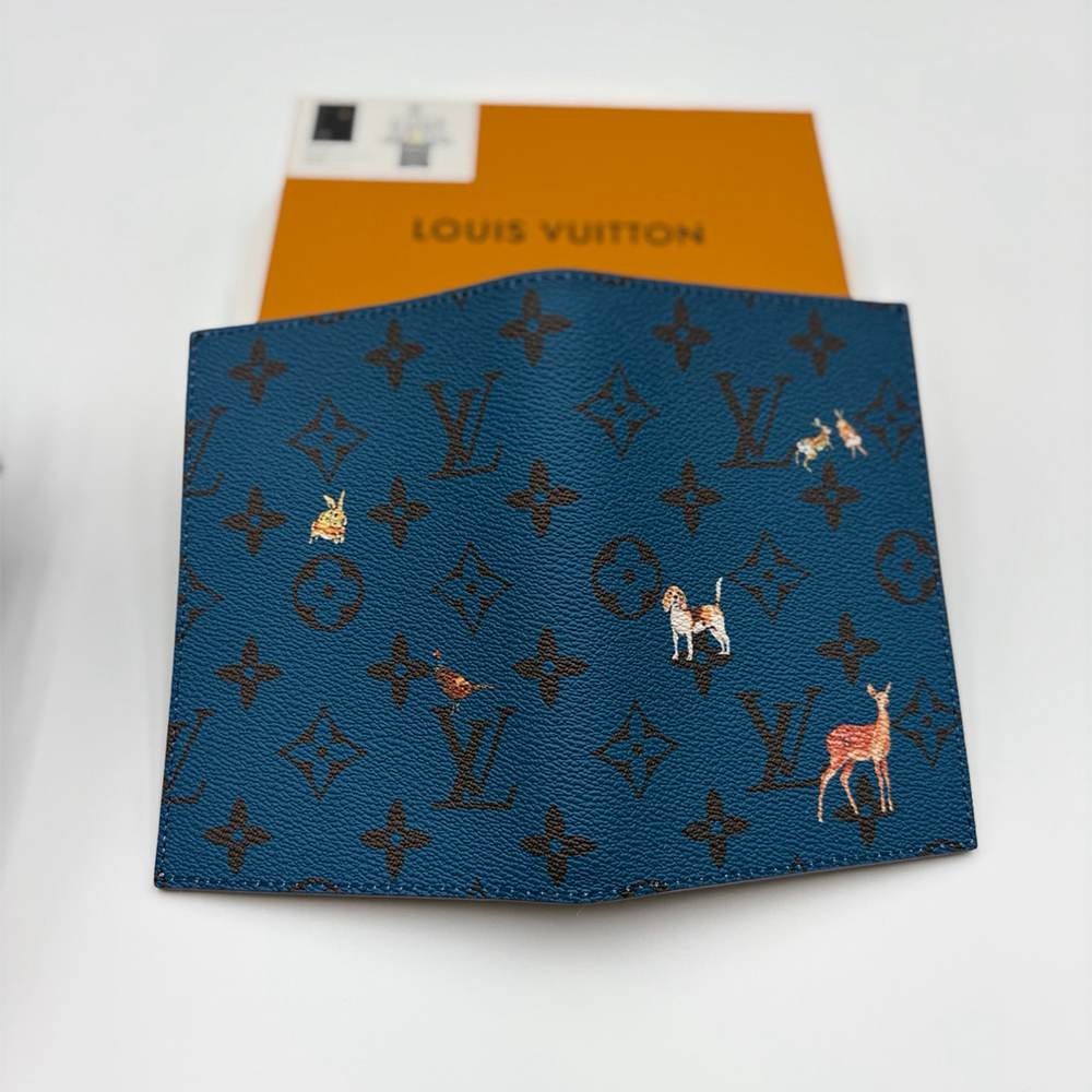 LV Passport Cover