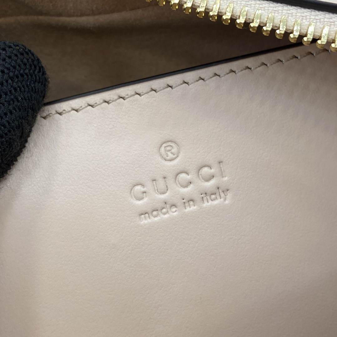 GG Marmont small camera bag