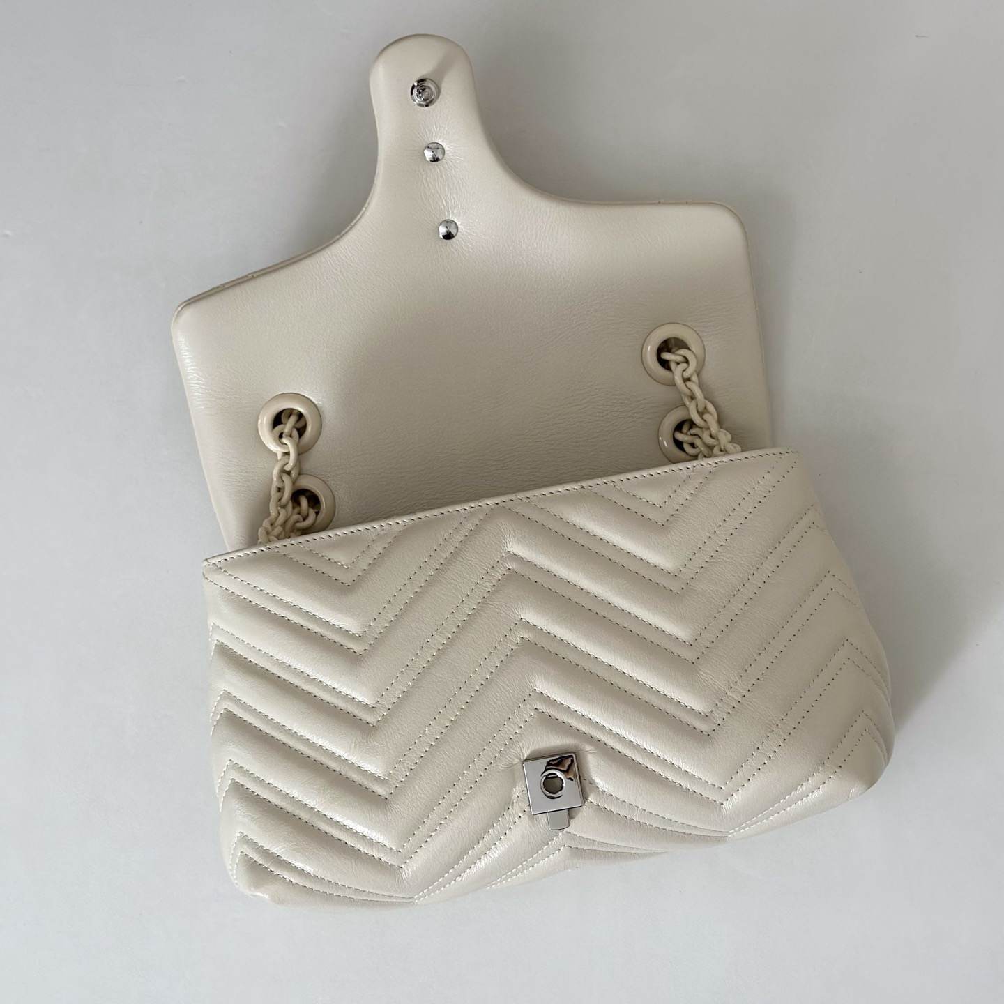 GG Marmont small shoulder bag