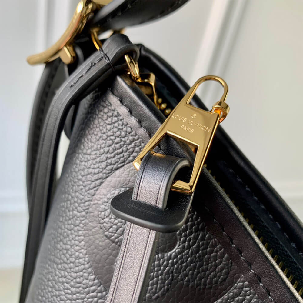 LV CarryAll MM