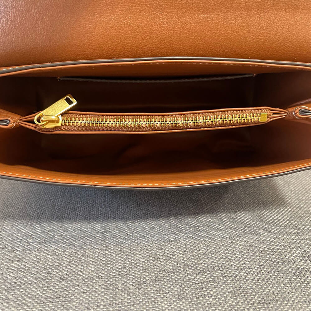 Ce1i*e MEDIUM NINO BAG IN S*pPLE CALFSKIN