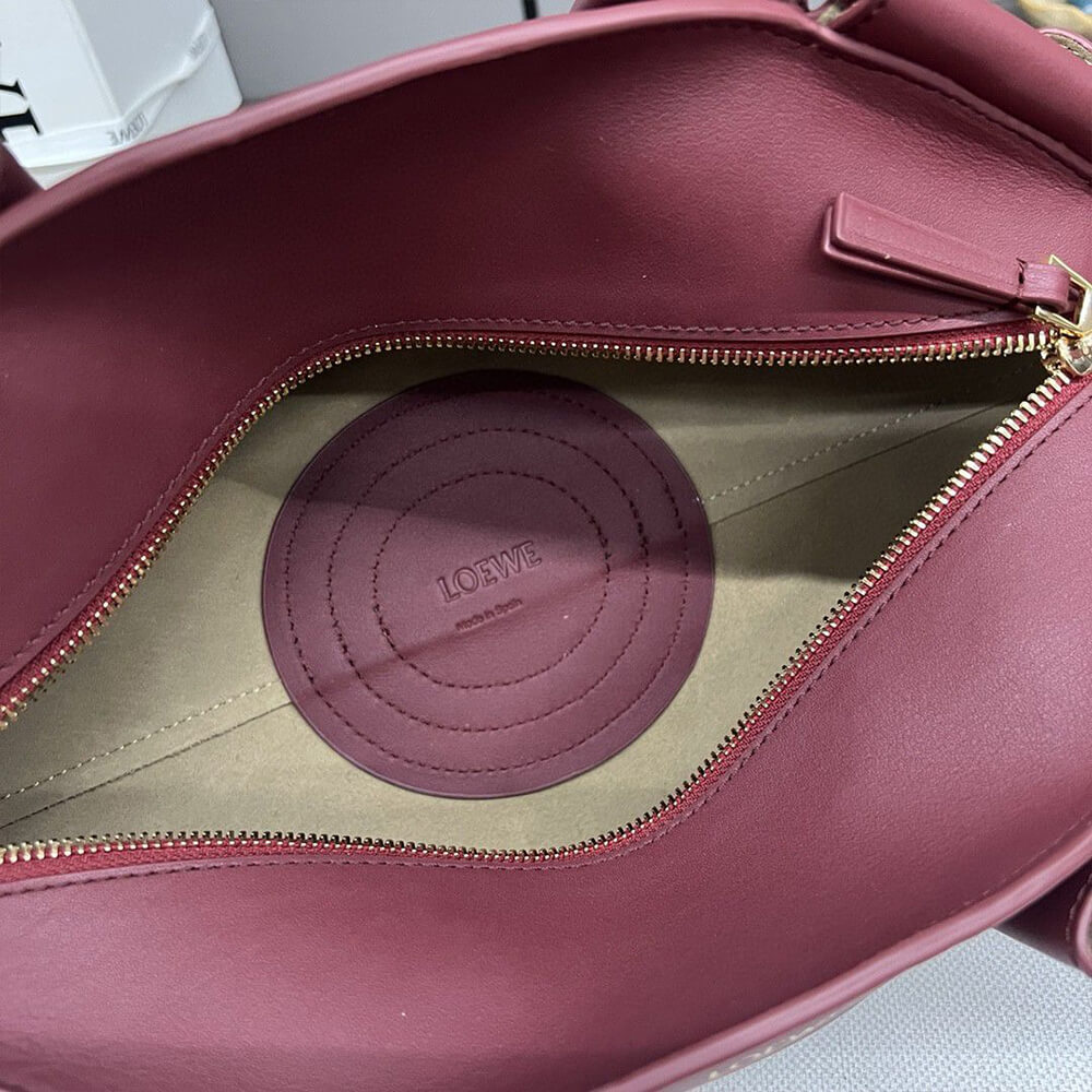 L0ew* Small Paseo bag in shiny nappa calfskin(high-end grade)