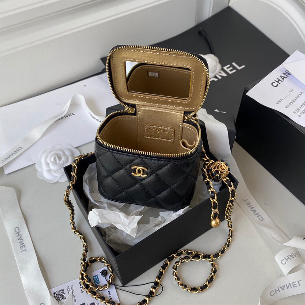 Ch**el SMALL VANITY WITH CHAIN