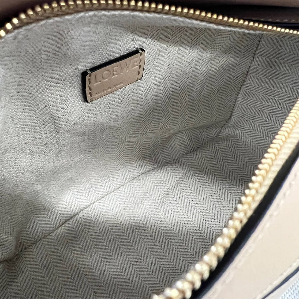 L0ew* Mini Puzzle bag