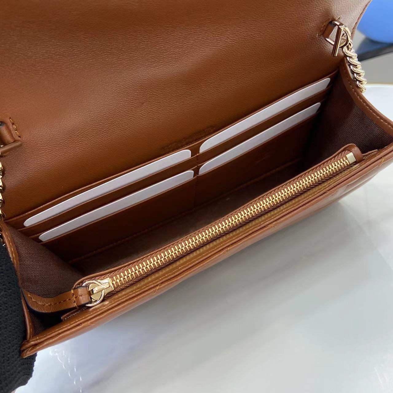 GG Marmont Chain Wallet
