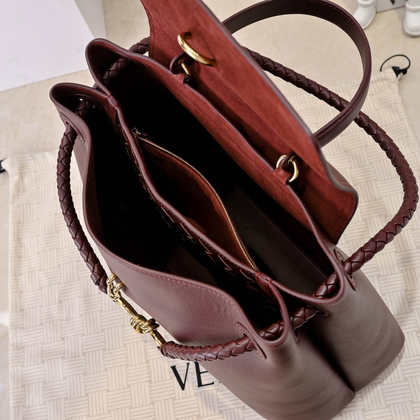 B0tt*ga Ven*ta Medium Ciao Ciao(high-end grade)