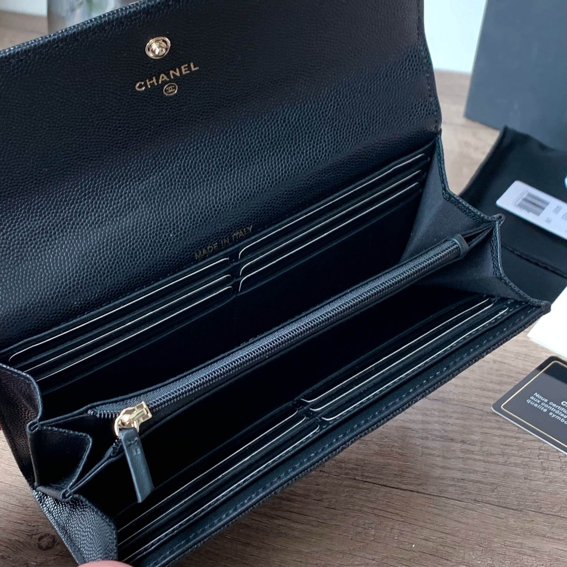 Ch**el classic long wallet