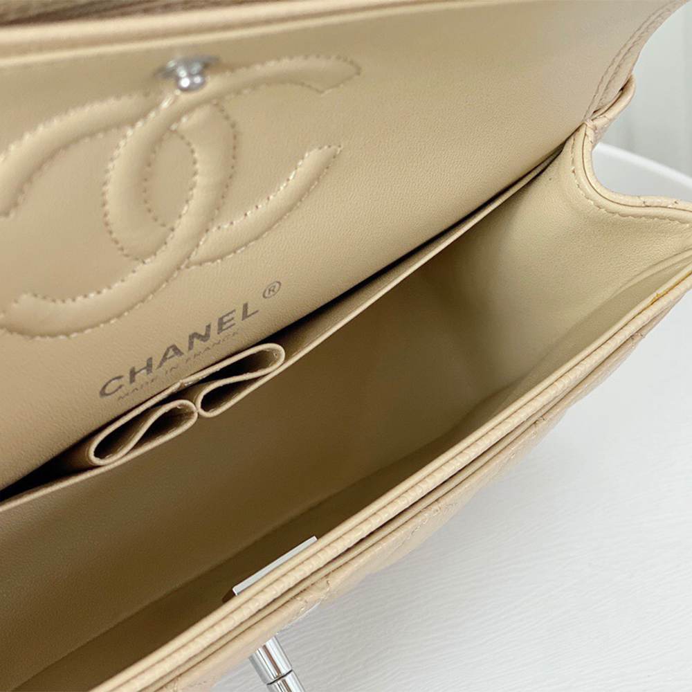 Ch**el SMALL CLASSIC HANDBAG