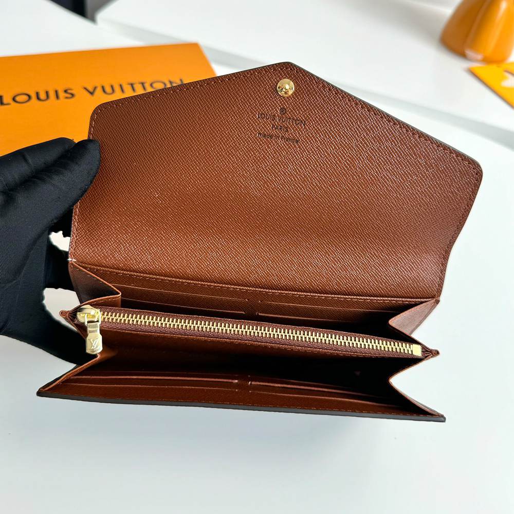 LV Sarah Wallet