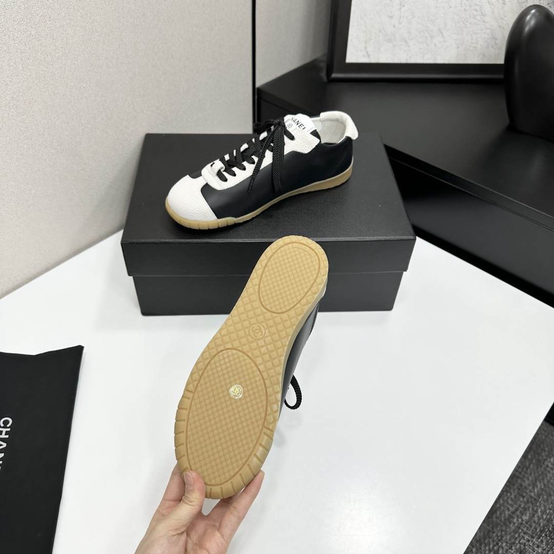 Ch**el Sneakers