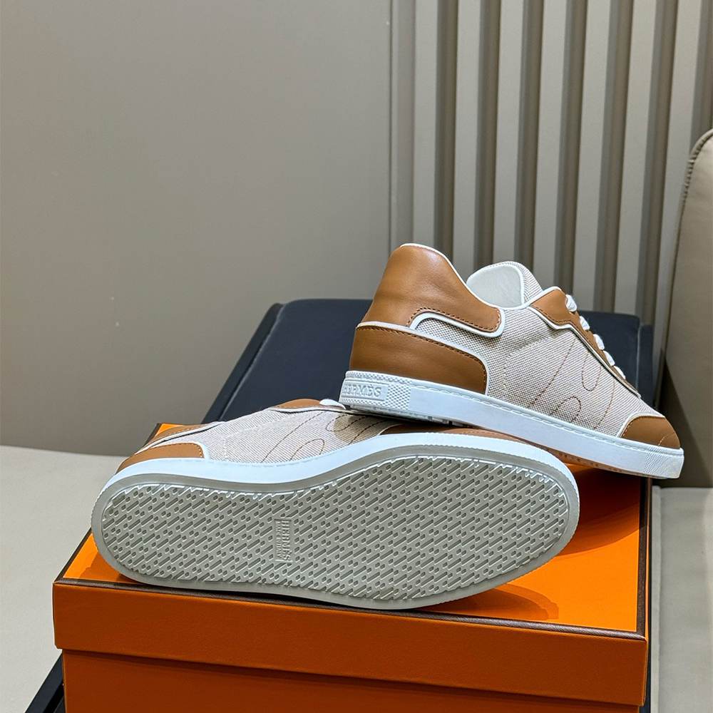 H**me5 Match sneaker