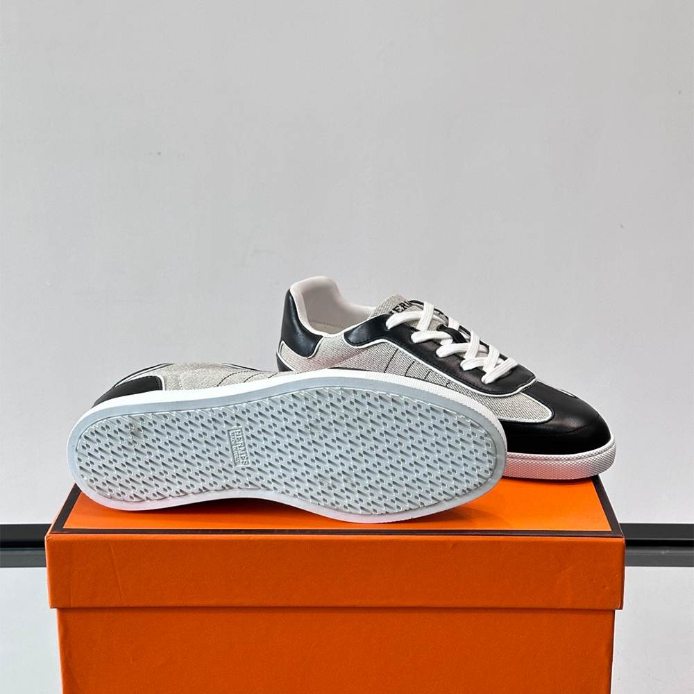 H**me5 Match sneaker